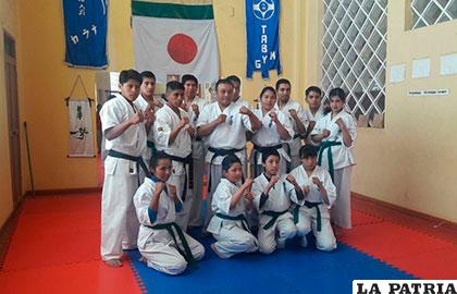 Deportistas que fueron parte de los cursos de capacitación