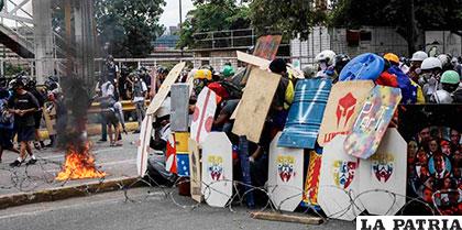 A la fecha, en protestas contra Maduro, murieron al menos 100 personas