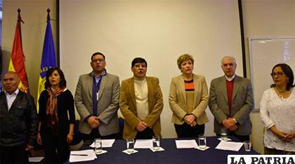 Primer Encuentro Boliviano sobre Envejecimiento se realiza en la católica /UCB