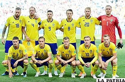 La selección de Suecia clasificó primera en el Grupo 