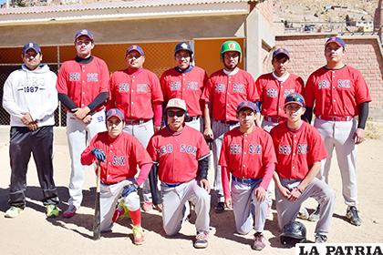 Peligrosos Rojos con el objetivo de destacar en el torneo de béisbol 
