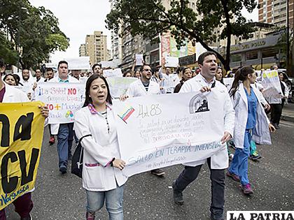 Trabajadores de la salud pública en Venezuela cumplieron 10 días en protesta /METRO NICARAGUA