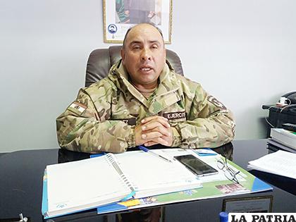Comandante de la Segunda División de Ejército, general José Luis Suárez Landívar