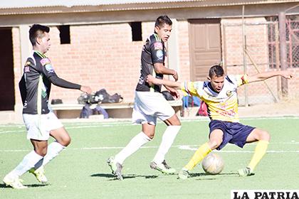 El partido fue bien disputado entre Surcar y Shalon 