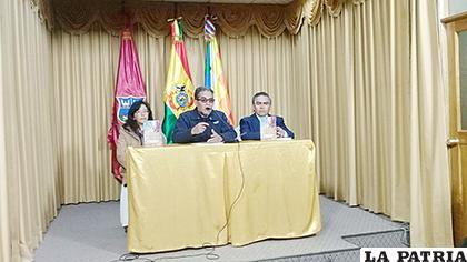 Presentación del cuaderno de apuntes del excombatiente, Estanislao Gonzales