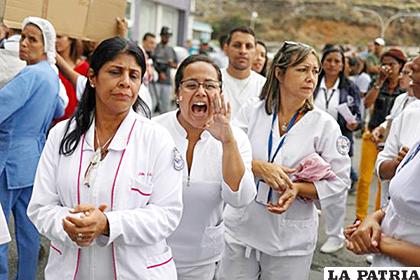 El sueldo que perciben las enfermeras no les alcanza ni para cubrir los gastos de la canasta familiar / INFORME21.COM