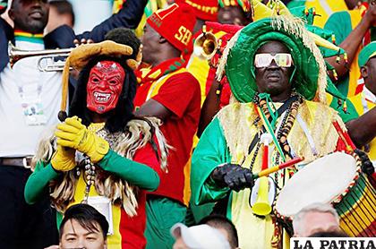 Seguidores de la selección de Senegal