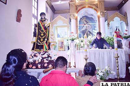 Ayer y hoy en distintas capillas y parroquias se desarrollarán misas a devoción de la Virgen del Carmen 