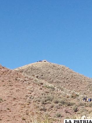 Cerro hasta donde suben los peregrinos en busca de paz y reflexión