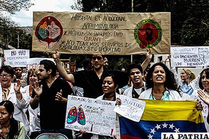 Médicos protestaron frente a la OPS por la crisis de salud /EL POLÍTICO