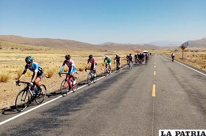 Durante la prueba de Gran Fondo realizada este domingo /cortesía Merk Lima