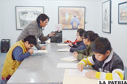 Fernando Cayola en los cursos de la ABAP Oruro /LA PATRIA