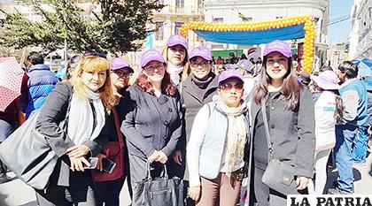 Equipo del diplomado de Women Coach /LA PATRIA