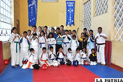 Los deportistas orureños aguardan el torneo nacional /Ovidio Cayoja - LA PATRIA