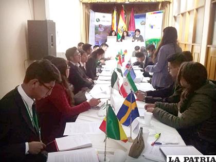 Jóvenes presentaron propuestas para contrarrestar efectos del cambio climático /LA PATRIA 