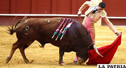 La tauromaquia es muy resistida en la sociedad, pero hay quienes la apoyan /EFE