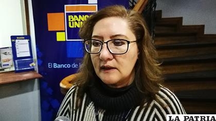 La gerente regional de Impuestos Nacionales, Verónica Sandy /LA PATRIA
