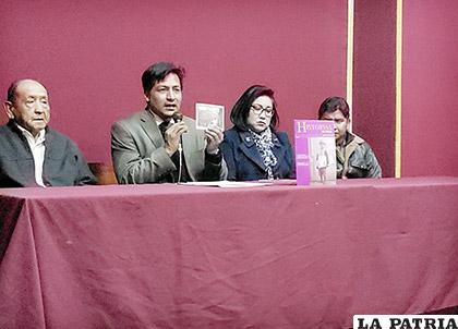 Presentación oficial de la revista 
