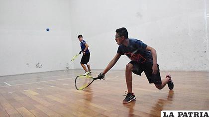 El raquetbol, un deporte que tiene mucho interés de los jóvenes /INTERNET