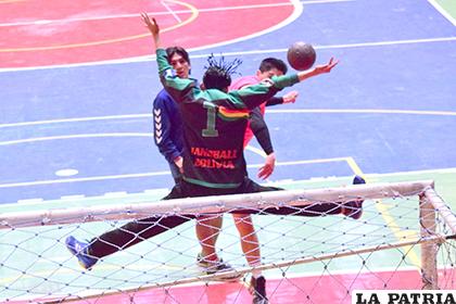 El handball quiere seguir creciendo incorporando la modalidad beach handball /LA PATRIA/Archivo