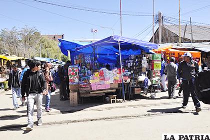 Actualmente hay comerciantes prácticamente en todas las calles del centro de la ciudad /LA PATRIA/ARCHIVO
