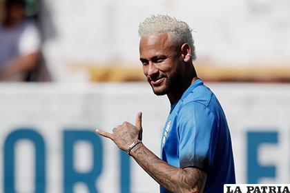 Neymar con un nuevo look pero sin su futuro claro /elmercurio.com