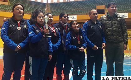 La selección femenina de Oruro se quedó con el tercer lugar /LA PATRIA/Alejandra Montecinos