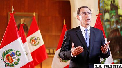 El presidente peruano, Martín Vizcarra obtuvo una gran desaprovación /EL PAÍS