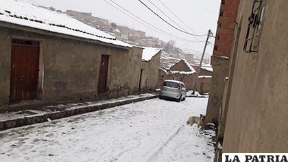 Los fenómenos climáticos obligaron a suspender las clases en varios municipios de Cochabamba, Oruro, Potosí y Tarija /RR.SS.