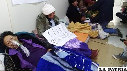 Los pacientes con cáncer en huelga de hambre en el Hospital de Clínicas /ANF
