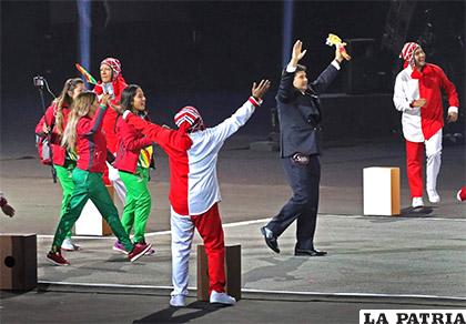 Bolivia fue recibida con vítores y aplausos en los Panamericanos /LA PATRIA/Walter Challapa