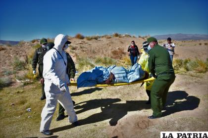 El cadáver de la mujer encontrada en el sector de los arenales de la zona Sudeste /LA PATRIA /Archivo
