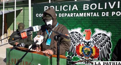 El comandante interino, coronel Alfaro dio detalles de los casos de contagio en el “verde olivo” /LA PATRIA