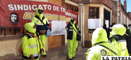 Ayer en la mañana hicieron la toma pacifica de sus oficinas /LA PATRIA
