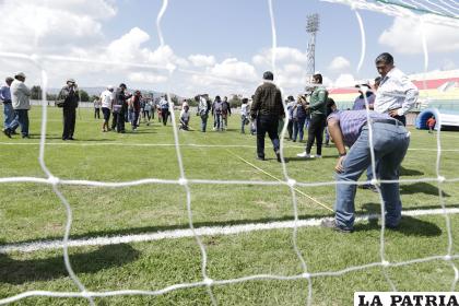 El coronavirus sin duda afecta al fútbol, jugadores, entrenadores, dirigentes y otros /APG
