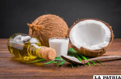 Aceite de coco, un excelente aliado para hidratar los labios /saludesvida.com