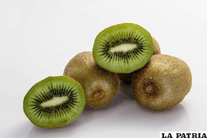 El kiwi es rico en vitamina C
