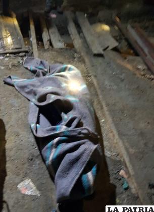 Familiares lograron recuperar el cadáver del interior mina /Archivo LA PATRIA