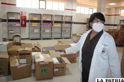 Inspección al almacén de medicamentos de la CNS /LA PATRIA