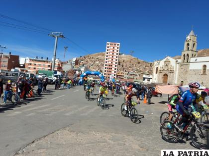 El ciclismo volverá a tener vigencia en el departamento de Oruro /LA PATRIA