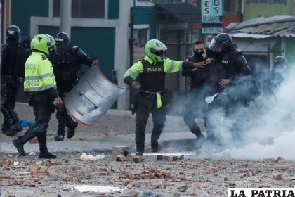 Seis policías fueron imputados por la fiscalía de Colombia /Infobae