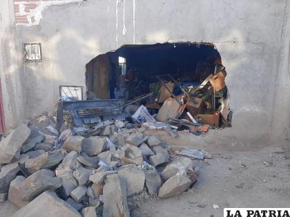 El hueco tras el choque del motorizado /LA PATRIA