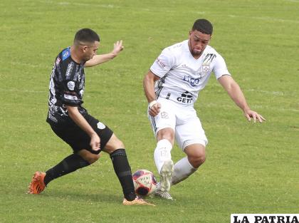 El cuadro cruceño no puede mantener su ritmo de juego en el torneo /(APG)