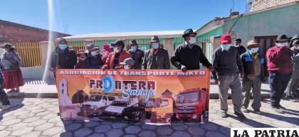 Transportistas de Sabaya reducen sus ingresos /LA PATRIA
