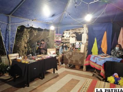  La feria se realiza en Tiquipaya-Cochabamba /LA PATRIA