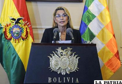 Áñez está denunciada en ambos procesos 
/Archivo AFP