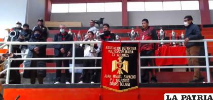 La familia Vargas Carreño estuvo presente en el acto de premiación /LA PATRIA