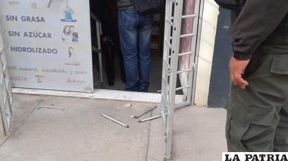 Destrozaron las rejas e ingresaron a robar /LA PATRIA
