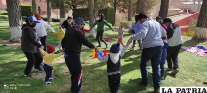 Confraternización con familias con niños autistas /PROGRAMA