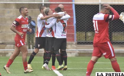 La última vez que jugaron en El Alto, ganó el “millonario” 6-2 el 08/04/2022 /apg